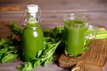 Minuman Penurun Darah Tinggi, Berikut Resep Jus Seledri Dan Timun ...