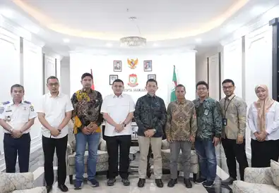 Wali Kota Makassar dan PLN Bahas Percepatan Pasokan Listrik di Kepulauan