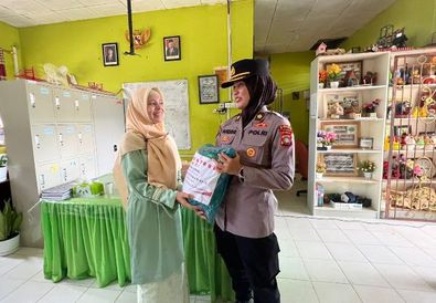 Polri Gelar Bakti Kesehatan Bagi Masyarakat Rempang
