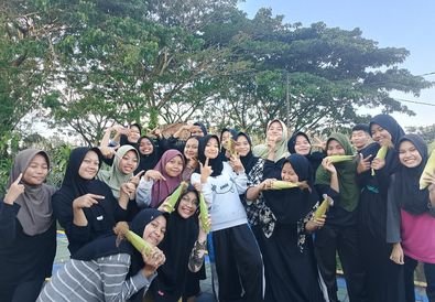 Siswa Pemali Boarding School PT Timah Panen Jagung, Dukung Ketahanan Pangan dan Edukasi Lingkungan