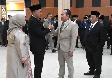 Bupati Sujiwo Lantik Direktur Perumda Air Minum Tirta Raya Masa Jabatan 2025 - 2030