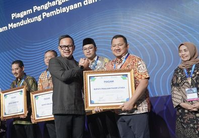 Target 60 Persen Warga Nikmati Air Bersih, Bupati PPU Mudyat Noor Raih Penghargaan Nasional