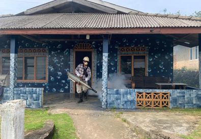 PT Timah Gerak Cepat Cegah DBD, Lakukan Fogging di Desa Gemuruh sebagai Komitmen Dukung Kesehatan Masyarakat