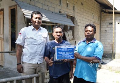 Dorong Peningkatan Kesejahteraan Nelayan, PT Timah Serahkan Bantuan untuk Koperasi Tanjung Gunung Sejahtera