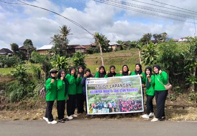 EcoGrow Mom PTBA, Penguatan Peran Perempuan Desa Lewat Urban Farming Berkelanjutan di Tanjung Karangan