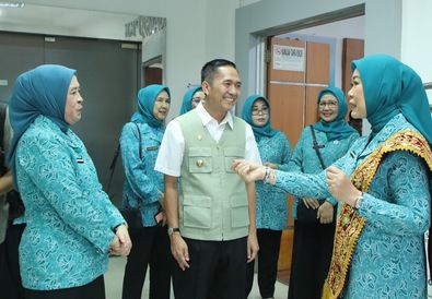 Kunjungan Ketua TP PKK Sumsel Perkuat Program Keluarga dan UMKM di Palembang
