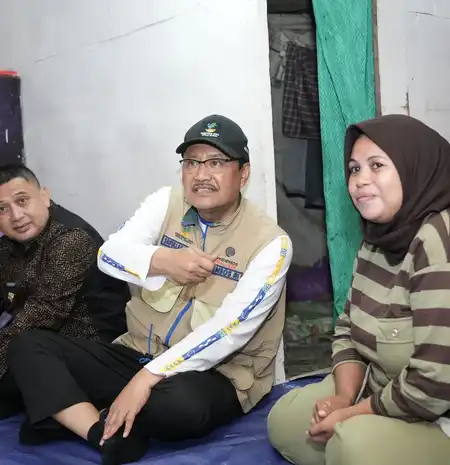Mensos Gus Ipul Tinjau Rumah Naila di Makassar, Relokasi dan Sekolah Rakyat Jadi Solusi Atasi Kemiskinan