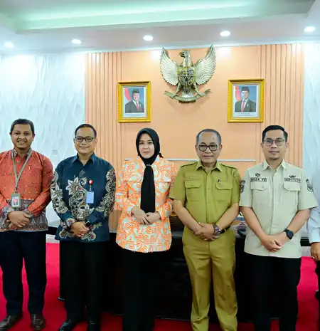 Pemprov Sulsel dan OJK Perkuat Sinergi Dorong Inklusi Keuangan hingga ke Pelosok Desa