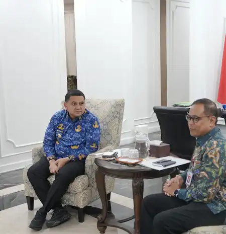 Makassar dan OJK Bersinergi Tingkatkan Literasi Keuangan Lewat Koperasi Merah Putih