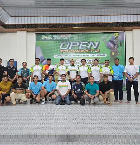 BRI Cabang Morowali Sukseskan Open Tournament III IMIP Bestminton Community 2025