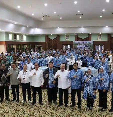 Muhidin Dorong Perizinan Distrbusi Produk Kelapa Sawit Diterbitkan di Kalsel, Berikut Alasannya