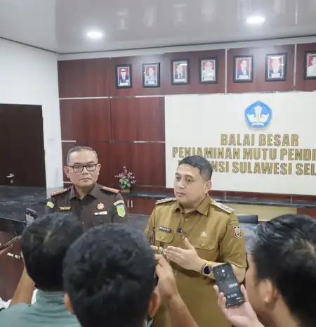 Kejari Makassar Apresiasi Program Seragam Gratis, Dorong Sekolah Bebas Korupsi