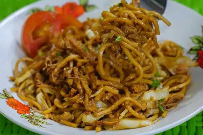Bakmie Jogja Sundoro: Berawal Resep Keluarga hingga Omzet Berlimpah ...