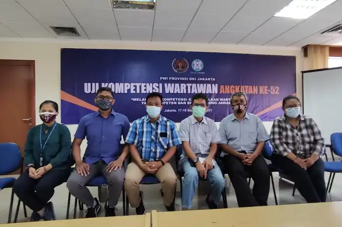 Direktur Uji Kompetensi Wartawan PWI Pusat Rajab Ritonga Tekankan ...