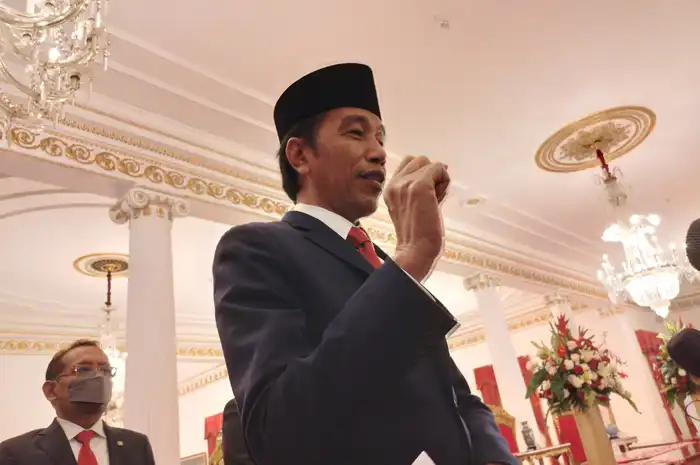 Azwar Anas Dilantik Jadi MenpanRB, Jokowi : Track Recordnya Jelas dan ...
