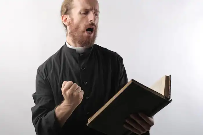 25 Ayat Alkitab tentang Kekuatan dari Tuhan untuk Hadapi Masa Sulit - Sonora.id	
