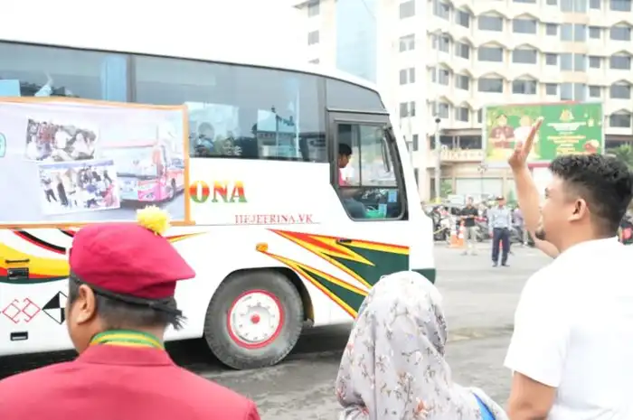 Menggunakan 53 Armada Bus, 2126 Pemudik Diberangkatkan di Hari Kedua ...