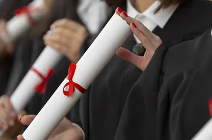 50 Kata-kata Perpisahan untuk Guru, Menyentuh Hati dan Penuh Kesan