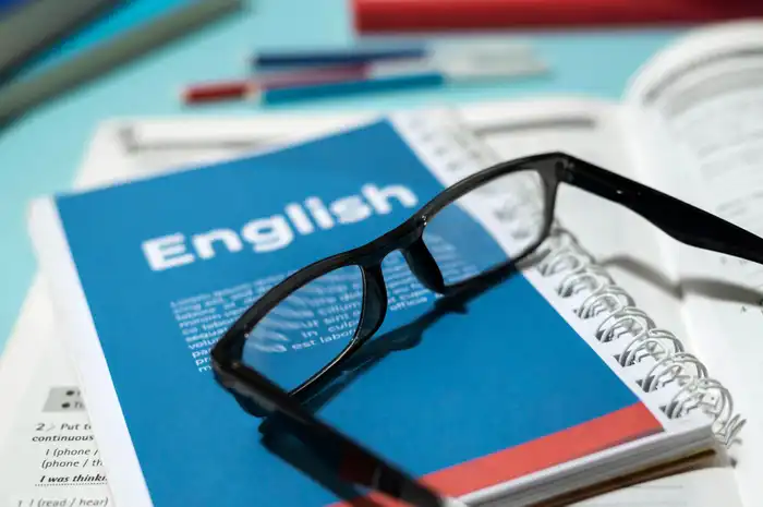 50 Soal Bahasa Inggris Kelas 10 Semester 1 dan Jawaban Lengkap