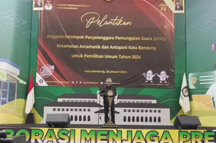 51.000 Lebih Petugas KPPS Se-Kota Bandung Dilantik Serentak Oleh KPU ...