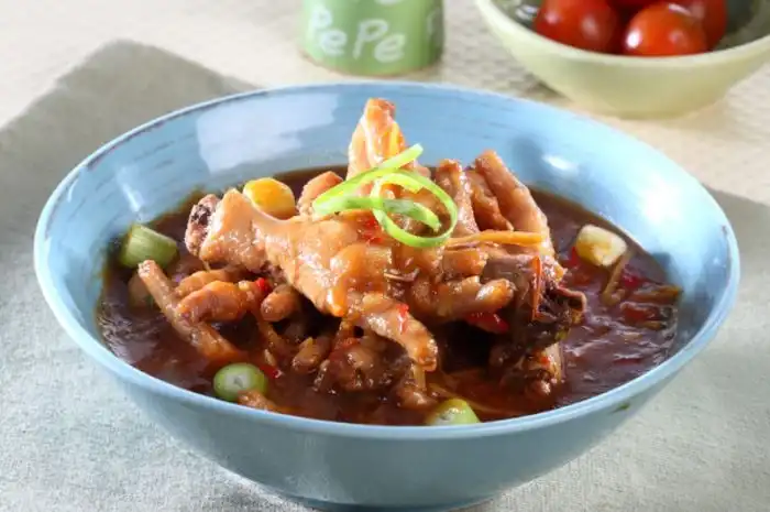 Resep Ceker Mercon Pedas Manis, Sajian Spesial di Malam Sabtu - Sonora.id