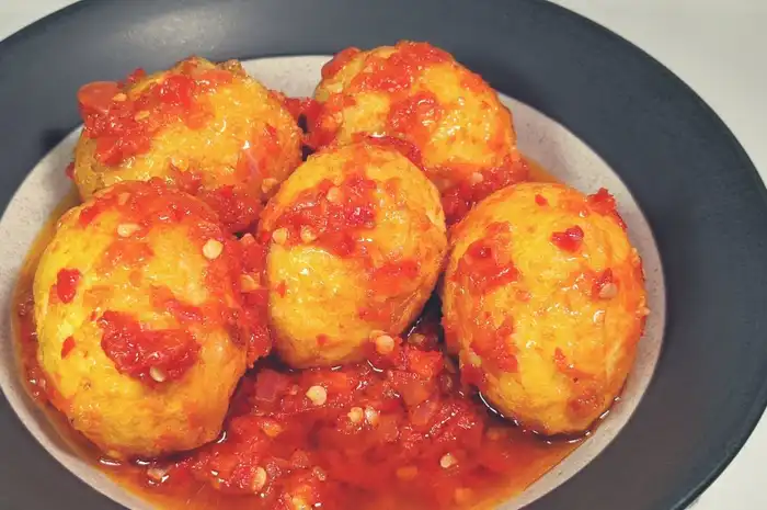 Resep Membuat Masakan Telor Balado Warteg Ala Teteh Sunda - Sonora.id