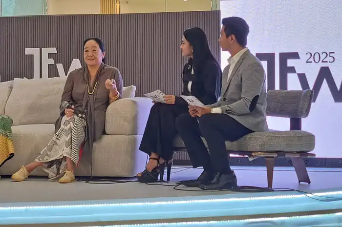 Pendiri BINhouse Josephine Werratie Komara atau biasa disapa Obin (2 dari kiri) dalam konferensi pers JWW 2025.