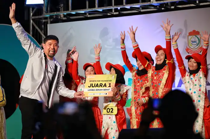 Momen Pjs Wali Kota Makassar, Andi Arwin Azis menyemangati peserta Makassar Sport 8 