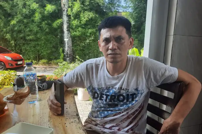 Ayah Korban