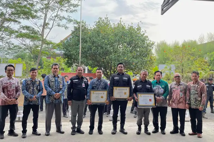 penghargaan yang didapat empat pegawai BPBD Kalsel