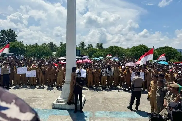 Demonstrasi Talaud