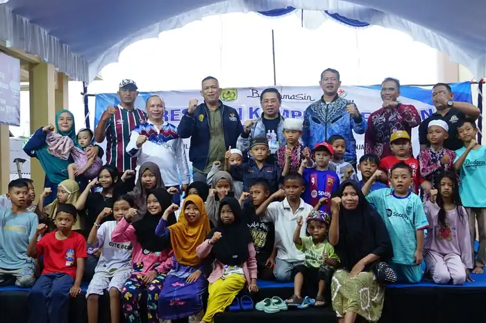 Wali Kota Banjarmasin, Ibnu Sina, meresmikan Kampung Bermain &quot;Bergema&quot; untuk masyarakat di Kecamatan Banjarmasin Barat