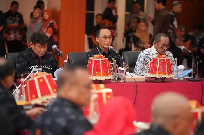 Evaluasi Kinerja OPD, Pj Gubernur Sulsel Prof Zudan Tekankan Optimalisasi Pemanfaatan Aset 