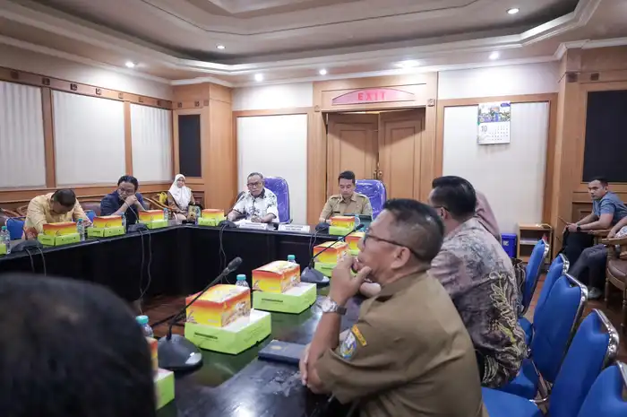 Konsultasi Komisi III DPRD Kalsel ke Kementerian PUPR