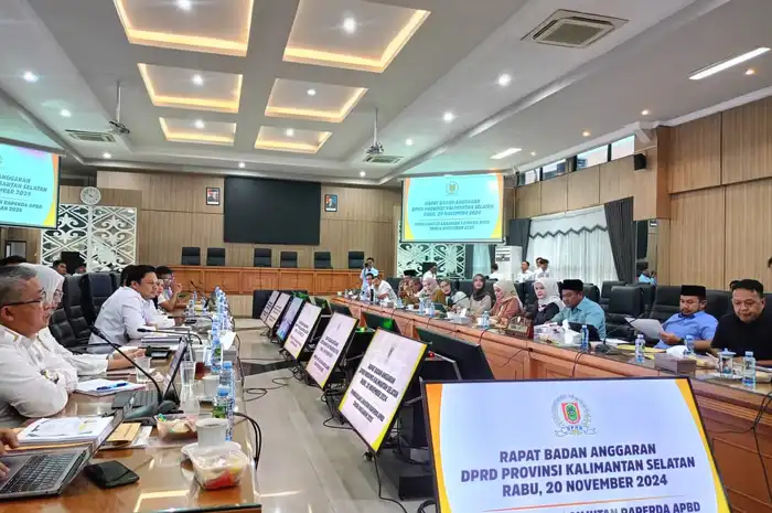 Rapat Badan Anggaran DPRD Kalsel, Rabu (20/11)