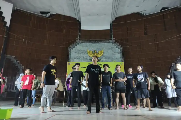 latihan pementasan kolosal Pangeran Antasari