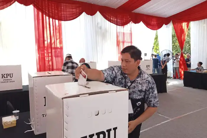 suasana Hari Pencoblosan Suara saat Pilkada Serentak 2024 di Kalsel