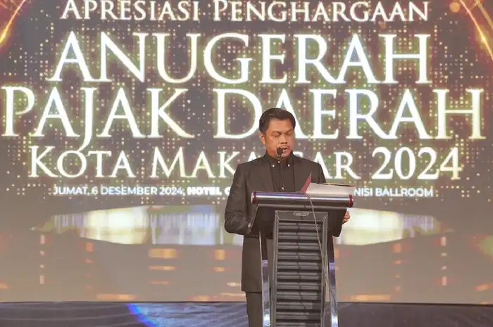 Kepala Bapenda Makassar. Firman Pagarra