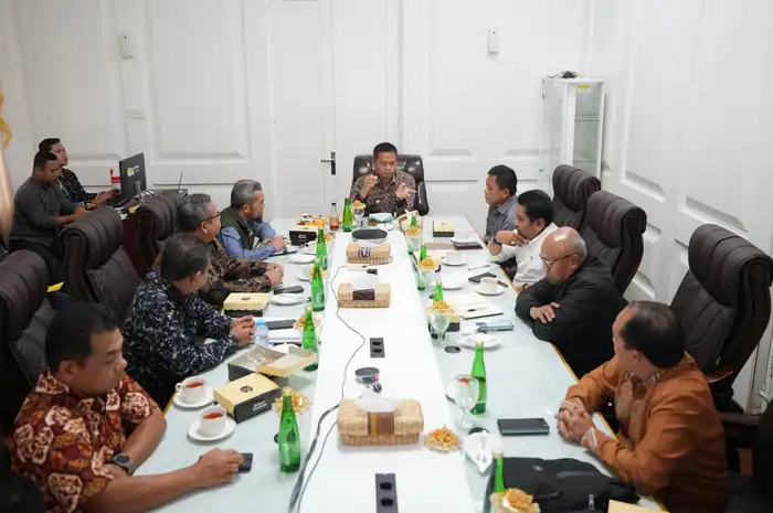 Pj Gubernur Sulsel Prof Fadjry Djufry Pimpin Rakor Satgas Swasembada Pangan