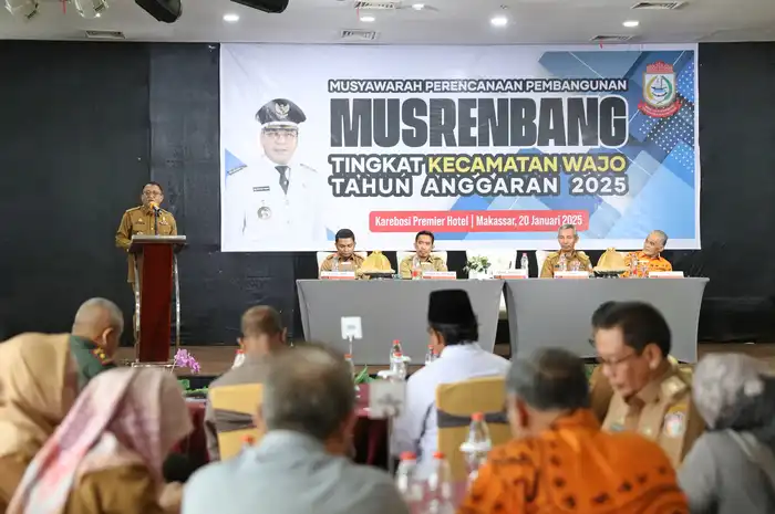 Plh Sekda Kota Makassar, Andi Muhammad Yasir, membuka Musrenbang tingkat Kecamatan Wajo untuk Tahun Anggaran 2025 