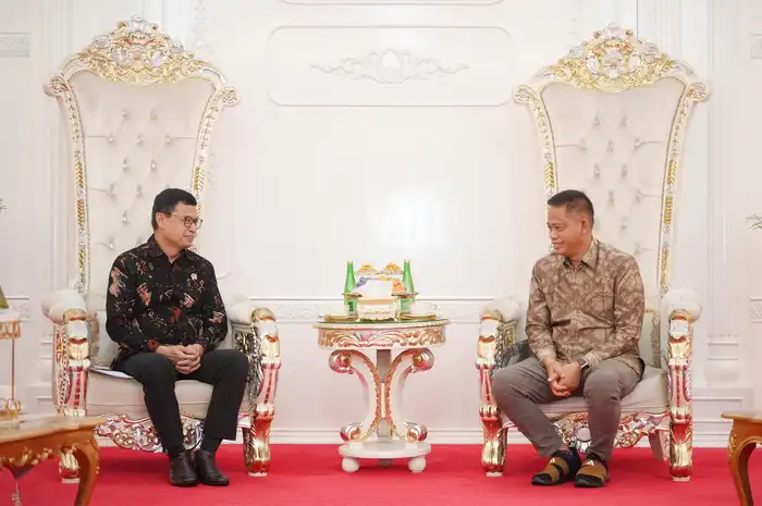 Prof Fadjry Djufry menerima kunjungan Kepala BPOM RI, Prof Taruna Ikrar, di Rumah Jabatan Gubernur Sulsel
