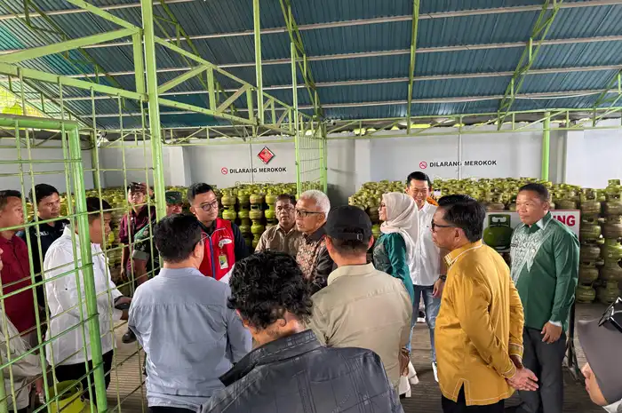 Pemprov Gorontalo bersama tim Pertamina Regional Sulawesi memantau stok LPG 3 kg jelang Ramadan