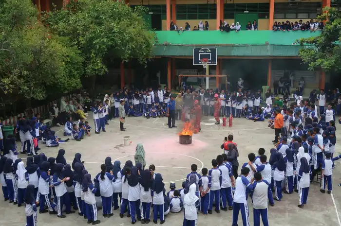 Program Sekolah Tanggap Bencana 2025 digelar SMP Negeri 2 Kota Parepare