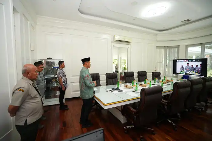 Prof Fadjry Djufry Lantik Pejabat Fungsional BSIP Secara Virtual