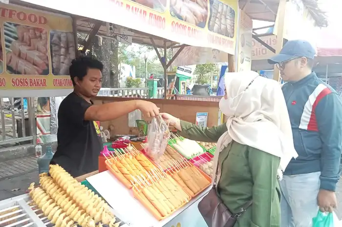 Pedagang di Pasar Wadai Ramadan Banjarmasin