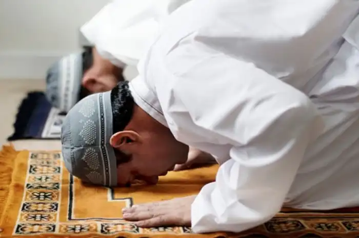 Tata Cara Sholat Jamak Taqdim Dzuhur dan Ashar serta Maghrib dan Isya ...