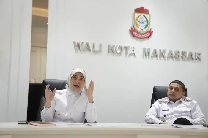 Wali Kota Makassar, Munafri Arifuddin bersama Wakil Wali Kota Makassar, Aliyah Mustika Ilham