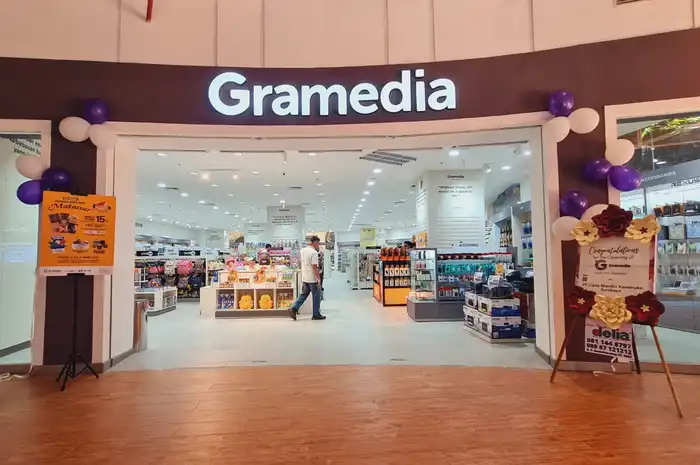 Gramedia di Nipah Park Makassar tampil lebih segar dan modern 
