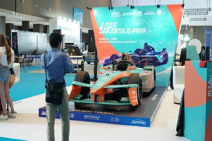 Salah satu sudut pameran PEVS 2025