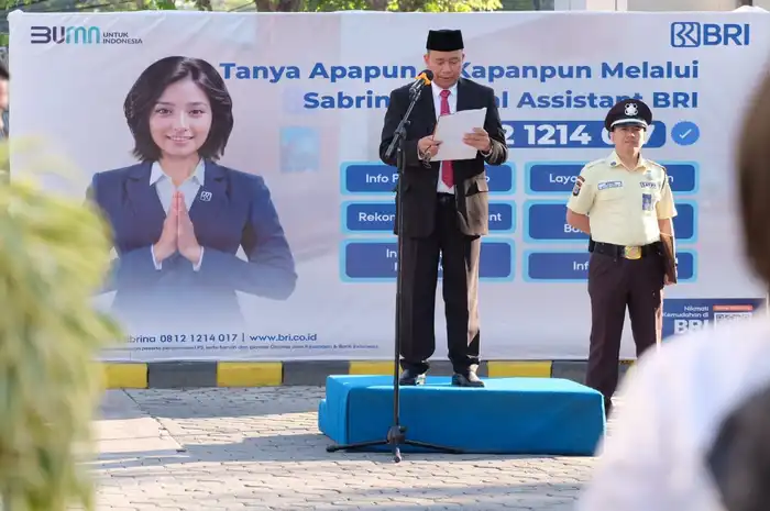 Dalam rangka memperingati Hari Kebangkitan Nasional ke-117, Bank Rakyat Indonesia Branch Office Palu menggelar upacara di halaman kantor BRI Jalan Moh. Hatta, Kota Palu, Sulawesi Tengah.